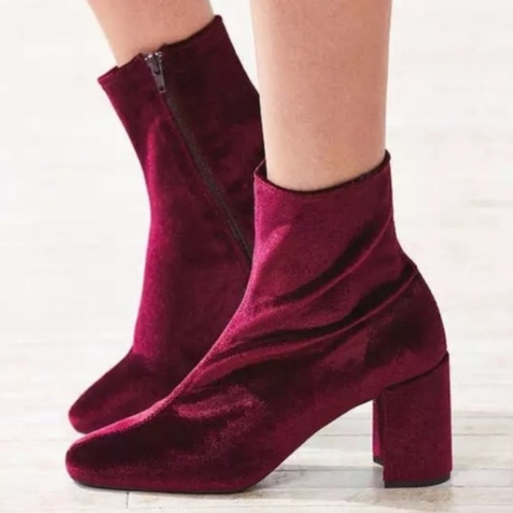 Jeffrey Campbell Velvet Booties in Wine🍷